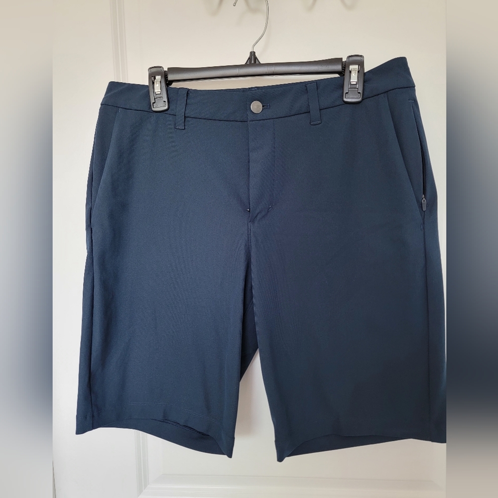 33 Blue Lululemon Commission Short Relaxed Warpstreme
